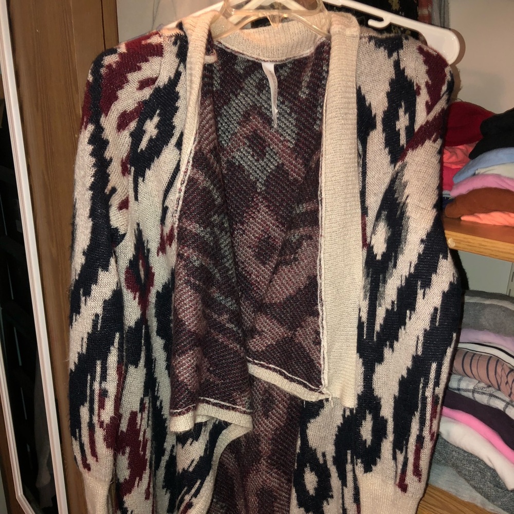 AEROPOSTALE AZTEC CARDIGAN